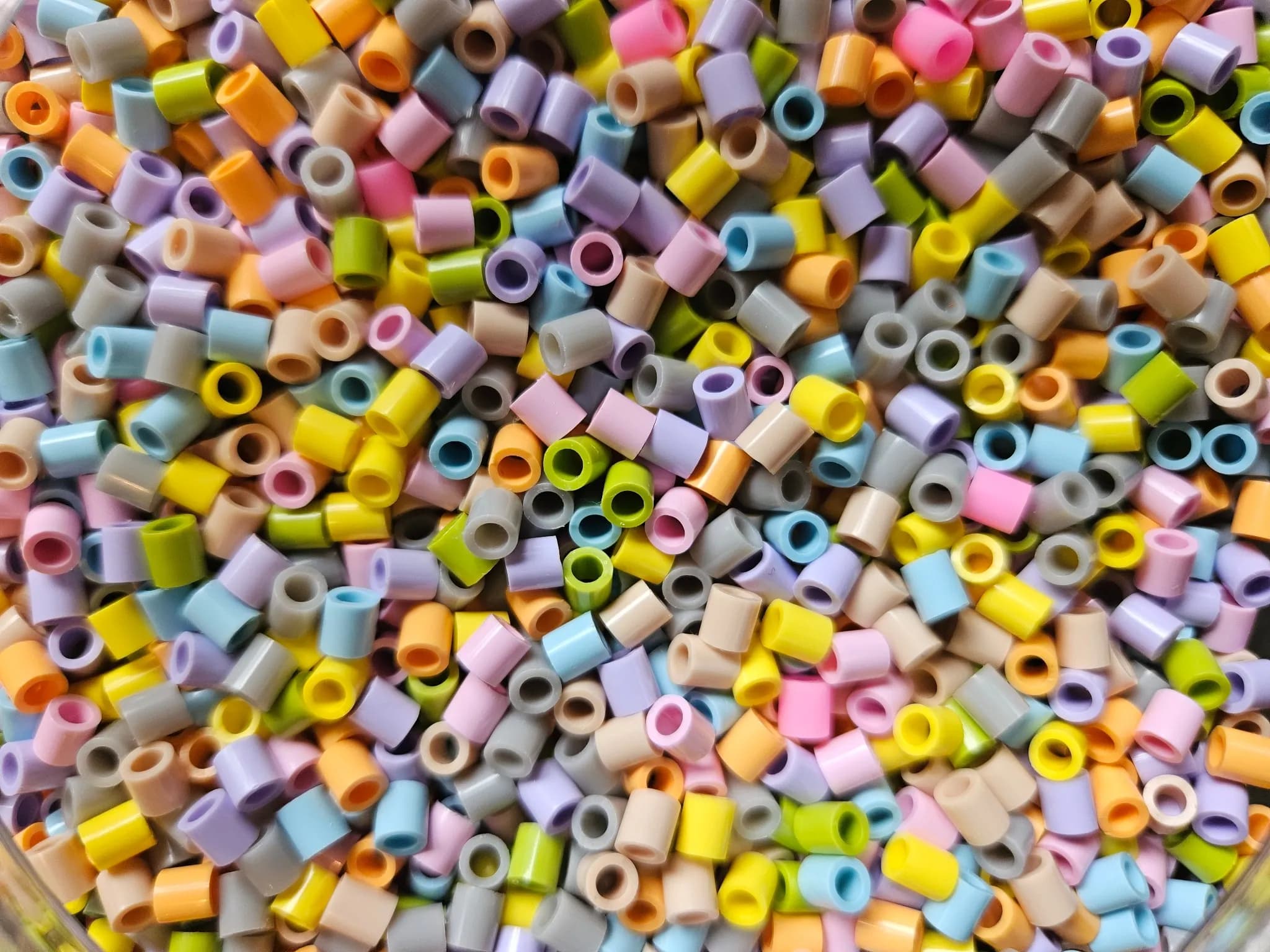 Pärlor i olika färger